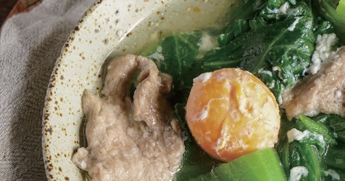 《四季裡的港式湯水圖鑑》:冬天滾湯食譜——芥菜生鹹蛋肉片滾湯 - TNL The News Lens 關鍵評論網