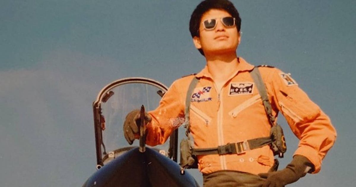 Re: [新聞] 天心峇里島解放「E級」火辣身材！經紀人