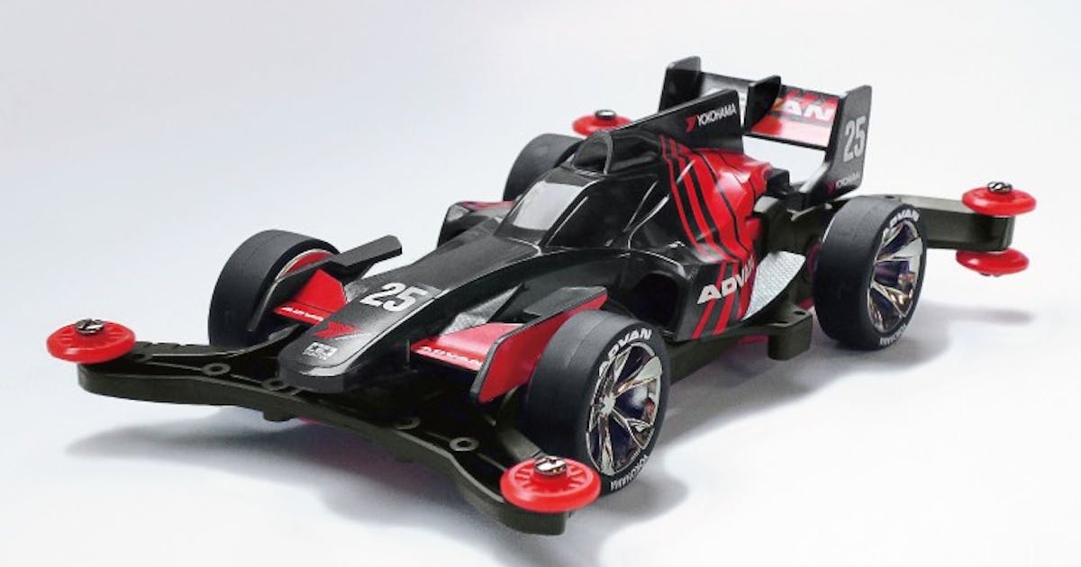 Tamiya田宮與橫濱輪胎聯名推出四驅車ADVAN Shadow Shark Limited 