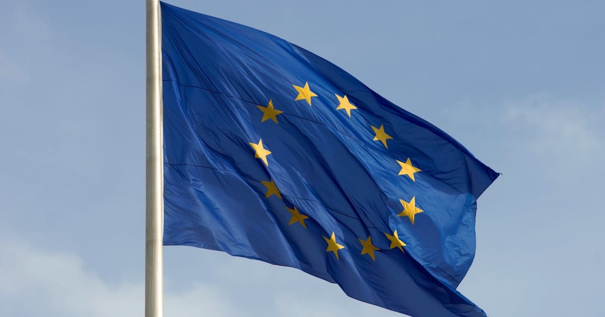 歐盟調整 2035 年汽車電動化路線，燃油車禁令鬆綁、電動車推動策略同步轉向