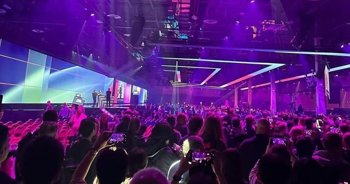 Vector ライブラリは毎月 100,000 ドルを消費していますか? AWS S3 Vector はどのようにして会話型 AI のデータベース コストを 90% 削減しますか?