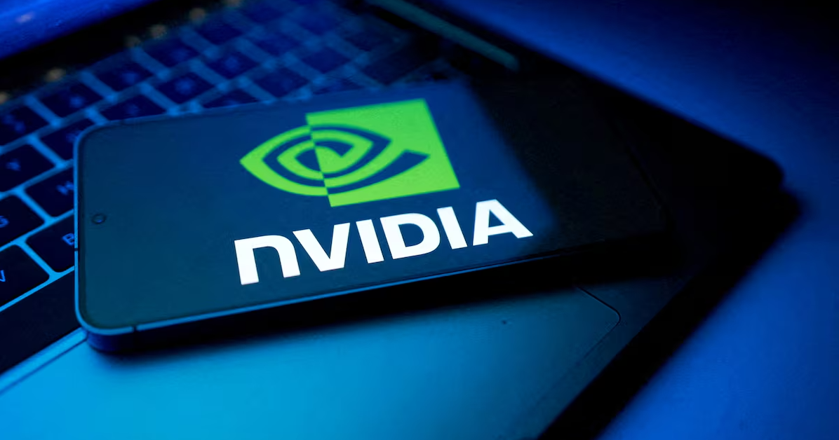 算力換美金!川普放行 NVIDIA H200 銷中,25% 規費創「交易型」晶片戰新時代