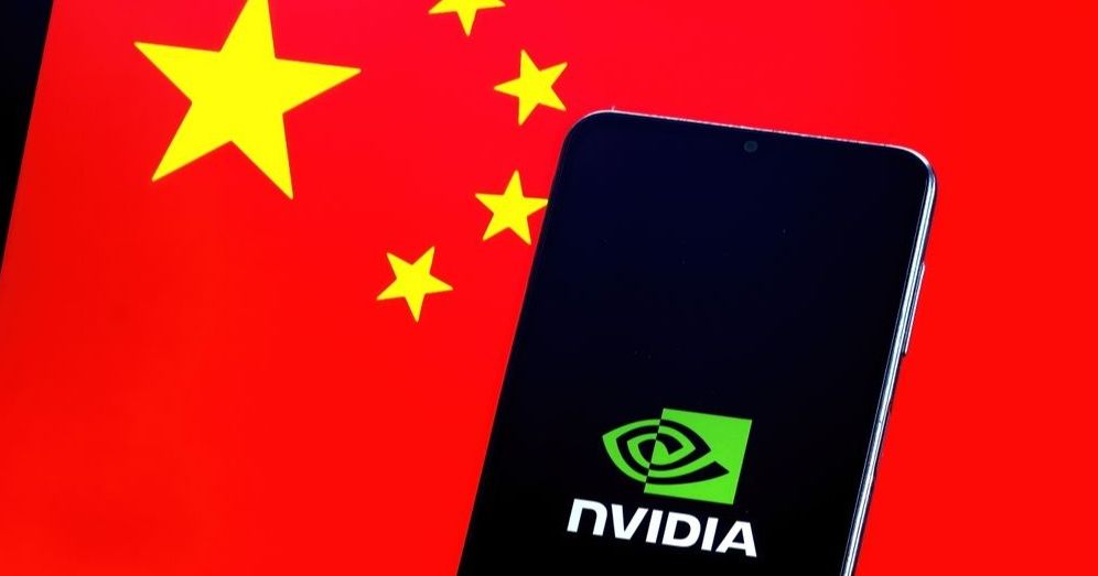 才剛放行就喊卡！NVIDIA H200 遭中國海關禁入境，供應商急踩煞車