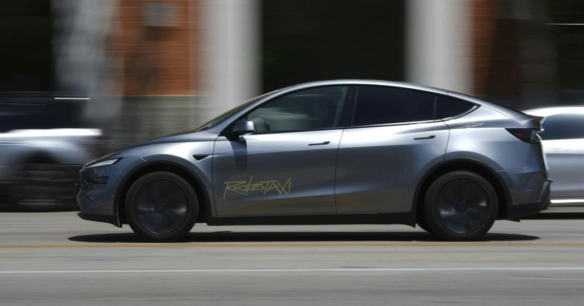 外媒：Tesla Robotaxi 在有安全人員監控下，事故率仍高於人類駕駛