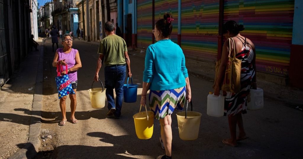 美允俄油輪駛向古巴，川普重申哈瓦那政權將垮台，中國完成援助3萬噸大米