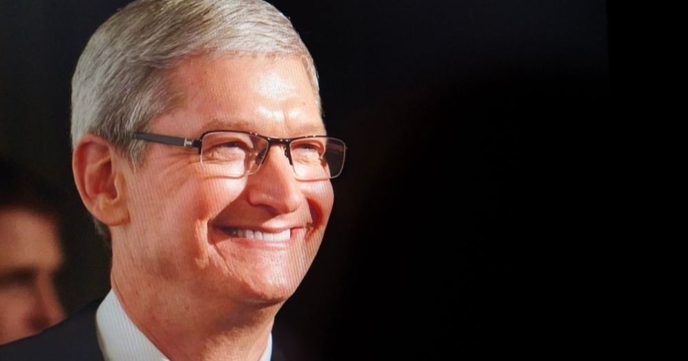 Apple 新品逆勢降價！Tim Cook 鍛造出的供應鏈優勢，這次徹底攤牌