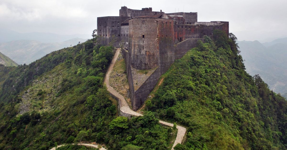 海地城堡古蹟慶典活動發生踩踏事件，至少30人死亡