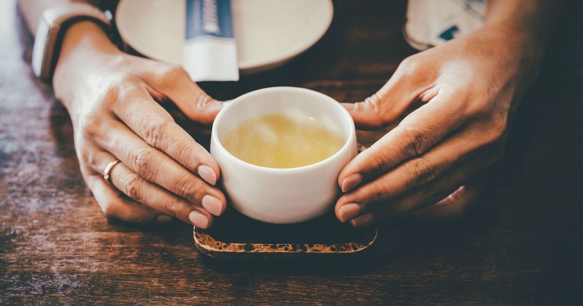 《喝茶好科學》：50年經驗茶博士教你如何「色、香、味」俱全地品評一壺好茶