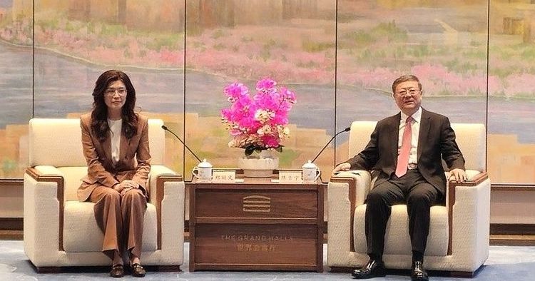 鄭麗文訪中會江蘇上海書記，提辜汪會談往事，學者評：手中欠缺籌碼預期成果不多