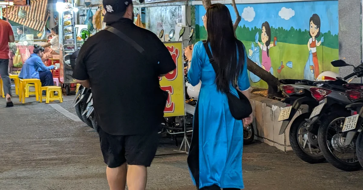 我在胡志明市當奧黛導遊的日子：「我們不是一日女友」