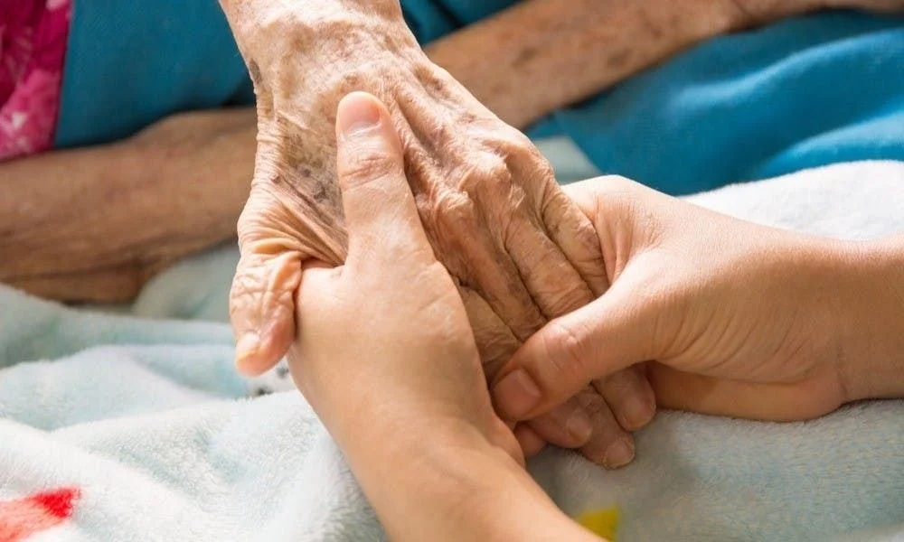 非癌患者僅35%安寧照護，擬優化獎勵推廣在家善終