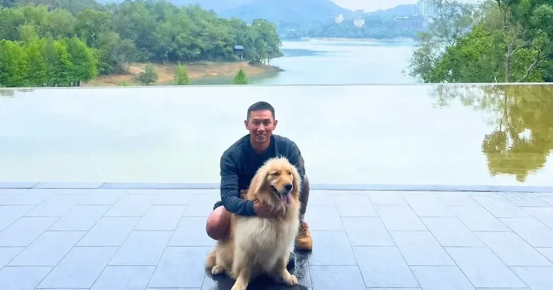 放棄常春藤的哥倫比亞大學，他選擇另一條更難的路：一位妥瑞症研究者與工作犬的博士之路