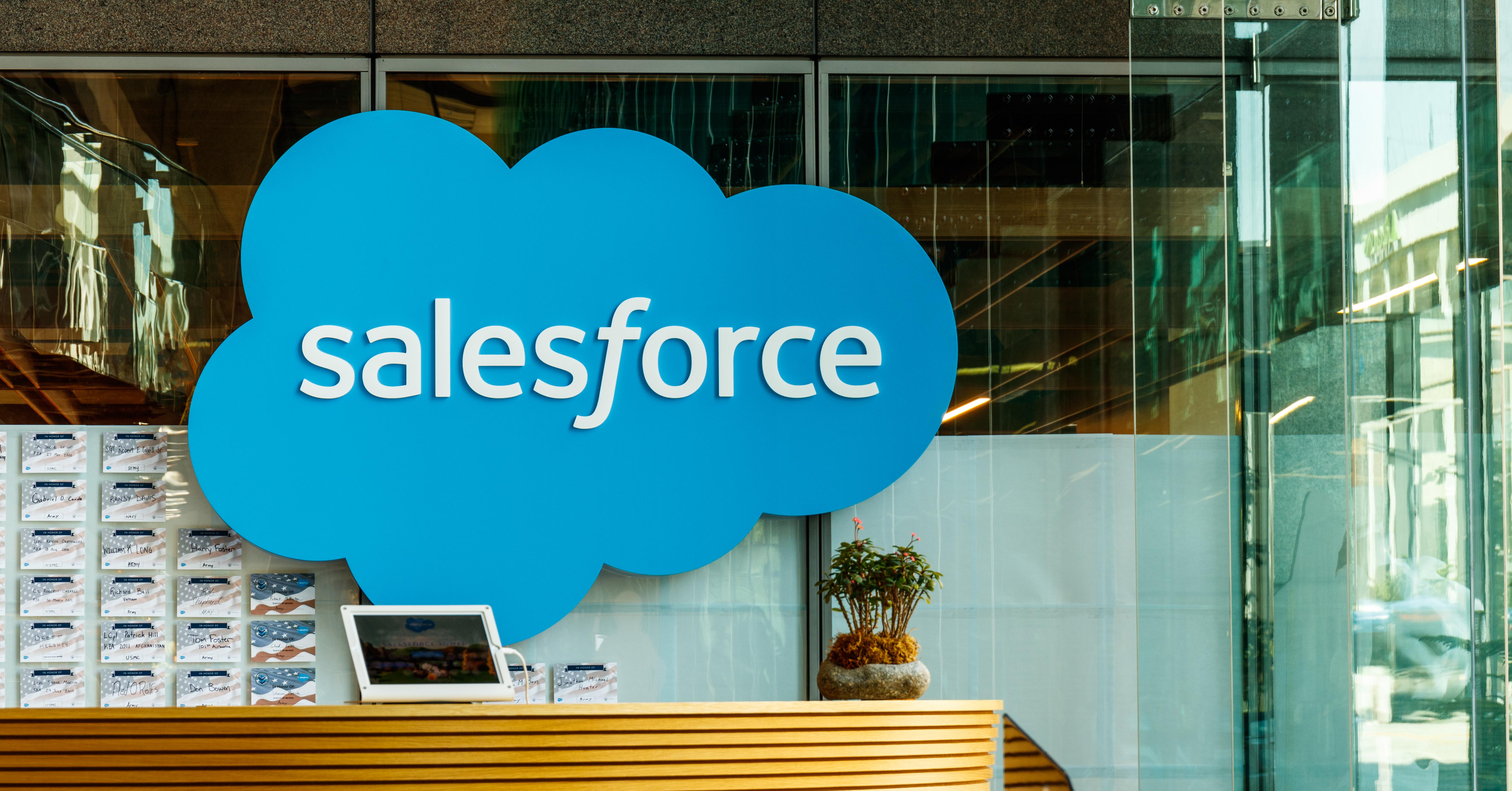軟體業未必成AI輸家！Agentforce業務半年成長82% Salesforce成市場觀察指標